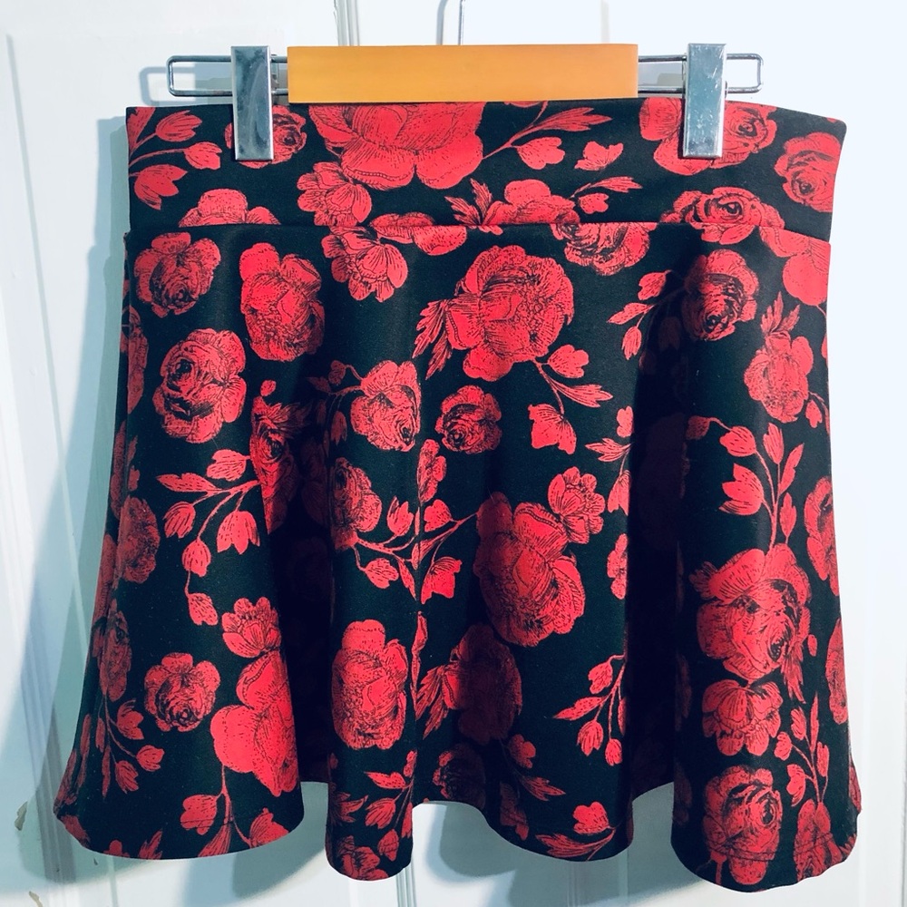 [UK2LA] Floral Skater Skirt